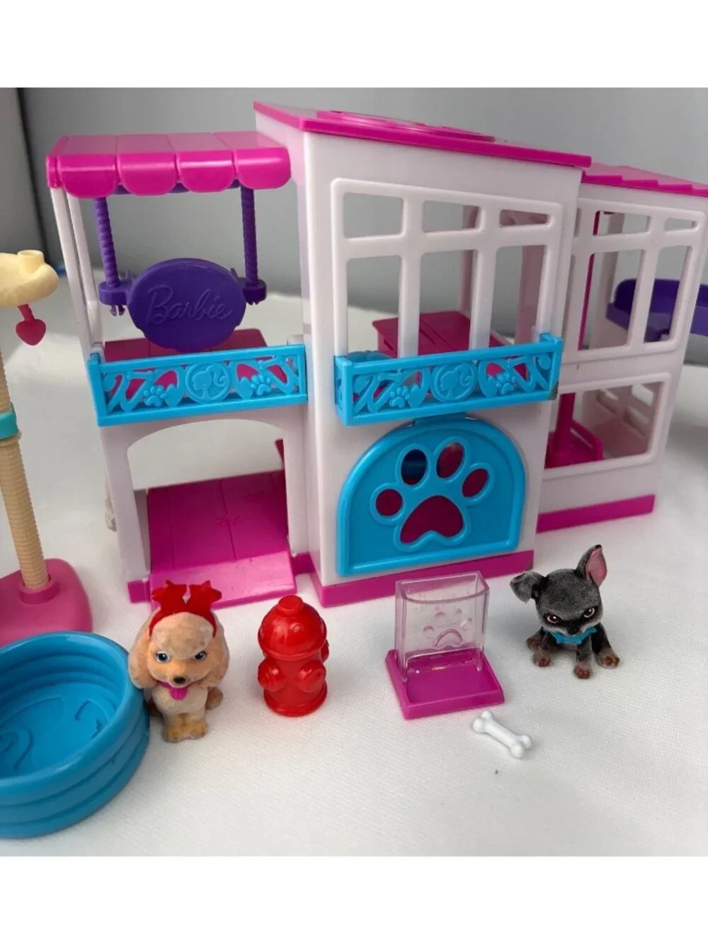 Barbie Pet Dreamhouse 2-Sided Playset Pets & Accessories
